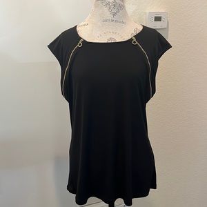 Calvin Klein Plus size top with gold zipper accents Size 0 plus (16-18w)